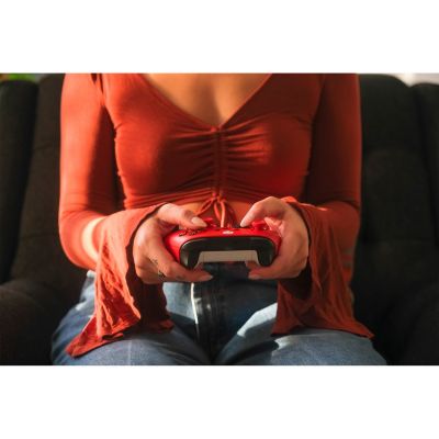 64. Microsoft Xbox Series Kontroler - Pulsujący czerwon