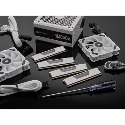 7. Corsair Vengeance moduł pamięci 32 GB 2 x 16 GB DDR5 288-pin DIMM