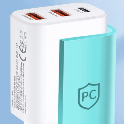 11. Ładowarka sieciowa Wozinsky CWCUCW 30W USB-C / 2 x USB-A - biała