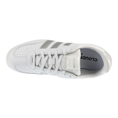 3. adidas Barreda Lo HQ7386 Białe 36