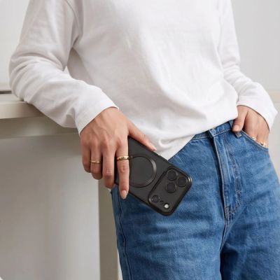 7. Etui Tech-Protect MagFlex na iPhone 18 Pro / 17 Pro - czarne