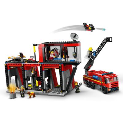 14. LEGO City 60414 Remiza strażacka z wozem strażackim