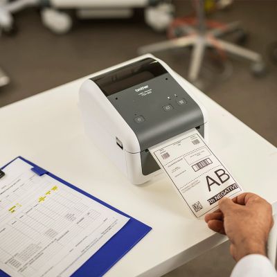 2. Brother TD-4410D drukarka etykiet bezpośrednio termiczny 203 x 203 DPI 203 mm/s Przewodowa