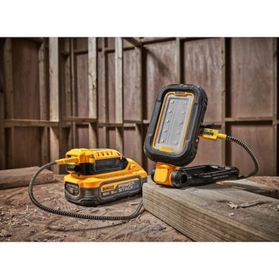 4. Lampa robocza LED DEWALT DCL182 Aku USB-C 1000 LM IP54