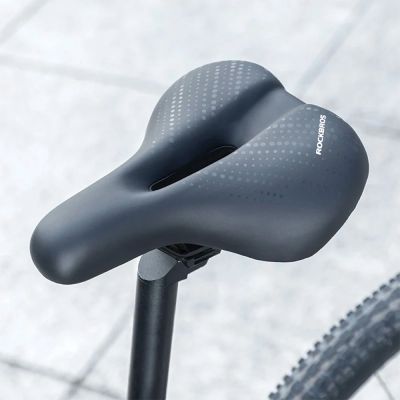 4. Siodełko rowerowe Rockbros 38218916001 MTB - czarne