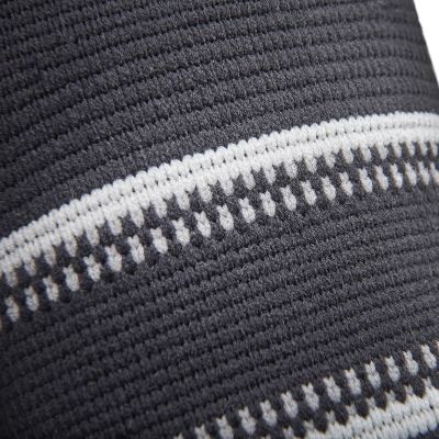 14. Opaska adidas  na nadgarstek M ADSU-12542BK
