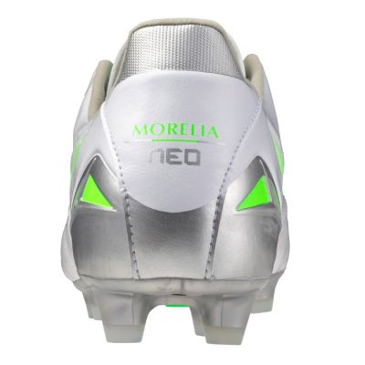 4. Buty piłkarskie Mizuno Morelia Neo IV PRO FG M P1GA253437