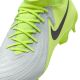 2. Buty piłkarskie Nike Phantom Luna II Academy FG/ MG M FD6725-003