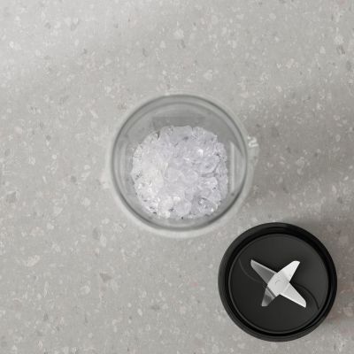 16. Blender kielichowy ELECTROLUX E4CB1-6ST