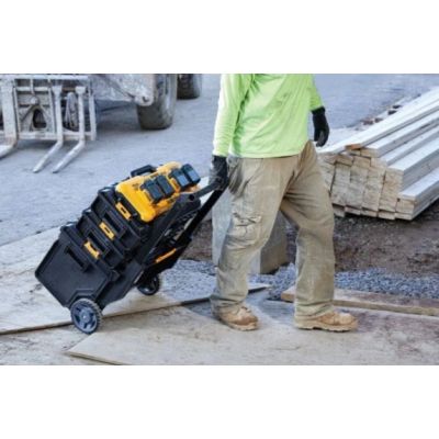 10. DEWALT ŁADOWARKA WIELONAPIĘCIOWA DCB104 Z 4 GNIAZDAMI 8A XR
