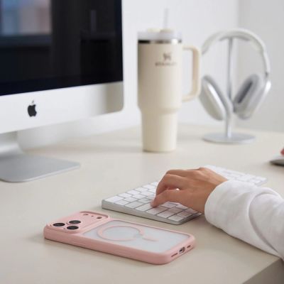 6. Etui Tech-Protect MagPeak MagSafe CC na iPhone 18 Pro Max / 17 Pro Max - różowe matowe