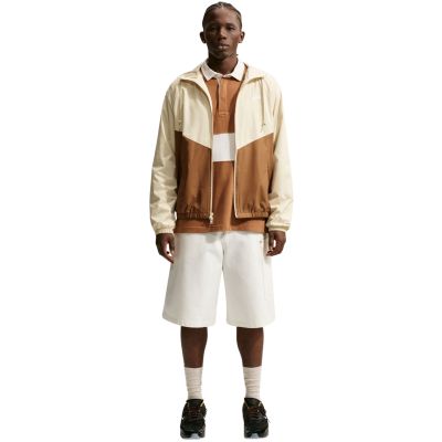 6. Kurtka męska Nike Windrunner beżowo-brązowa HV8369 230
