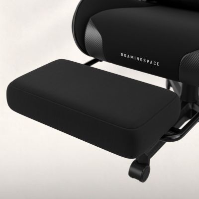 8. Fotel gamingowy Huzaro Force 5.7 Black