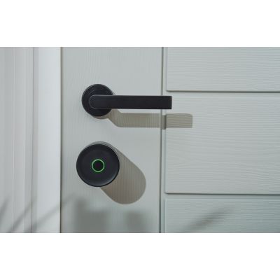 10. Inteligentny zamek do drzwi Yale Linus Smart lock L2 Lite Black
