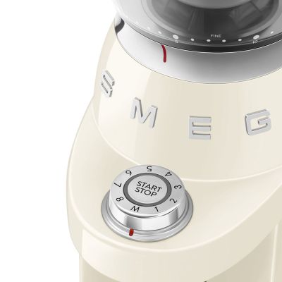 18. Smeg CGF03CREU młynek do kawy 150 W Kremowy