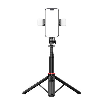 14. Selfie stick WC12YDS teleskopowy tripod 1.3m ze stopu aluminium z podwójną lampą i uchwytem na telefon - czarny
