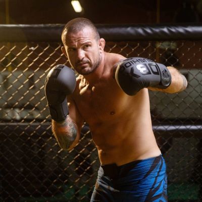 3. Rękawice bokserskie 10oz - Mono - Valor Series