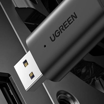 2. Ugreen transmiter nadajnik / odbiornik Bluetooth 5.1 bezprzewodowy adapter audio 3,5 mm mini jack czarny (CM523 60300)