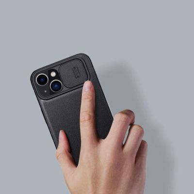 13. Nillkin Qin Cloth Pro Case etui do iPhone 14 Plus osłona na aparat kabura pokrowiec obudowa z klapką niebieski