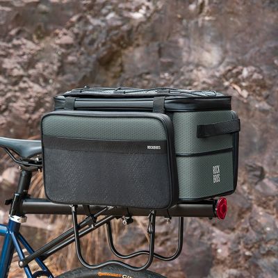 10. Torba rowerowa Rockbros A30 ROAD TO SKY składana na bagażnik 15-30 l - szara