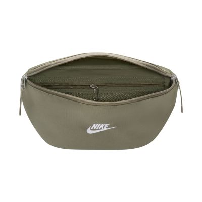 4. Saszetka Nike Heritage 2.0 oliwkowa IB4371 320