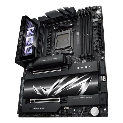33. Płyta główna ASUS ROG CROSSHAIR X870E HERO