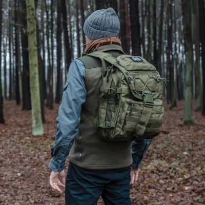 9. Plecak turystyczny Offlander Survival Hiker 35L OFF_CACC_35GN