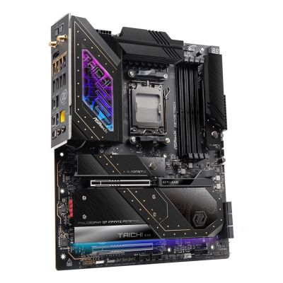 23. Płyta główna ASRock X870E Taichi