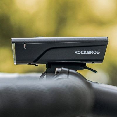 4. Lampka rowerowa przednia Rockbros 24510003001 260 lm + kabel USB-C - USB-A - czarna