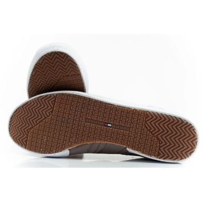 24. Buty Tommy Hilfiger M FM56821095 039
