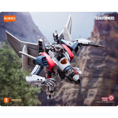 4. BLOKEES TRANSFORMERS CLASSIC CLASS 25 - BLITZWING