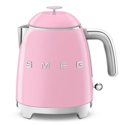 26. Czajnik SMEG Kettle (KLF05PKEU) mini 0,8L pink