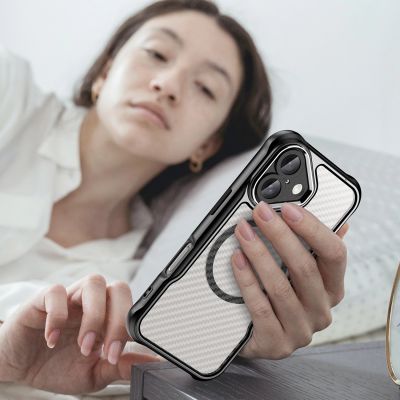 9. Etui silikonowe Leading Series MagSafe do iPhone 16 Plus - czarne