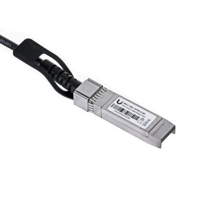 3. Kabel DAC Ubiquiti 10 Gbps SFP+ Direct Attach Cable 1m