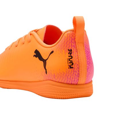 10. Buty piłkarskie Puma Future 8 Play IT Jr 108627 03
