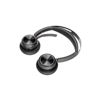 56. Zestaw słuchawkowy POLY Voyager Focus 2 USB-C-C z przejściówką USB-C/A i podst. ładującą