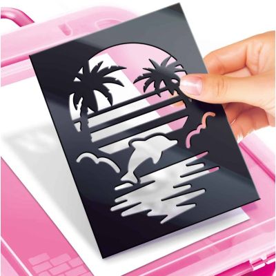 9. Canal Toys Airbrush Art Activity Case