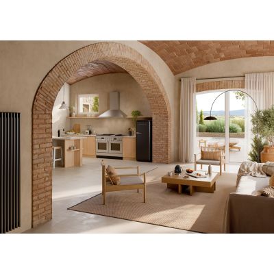46. Czajnik SMEG mini 0,8L czarny Schwarz (KLF05BLEU)