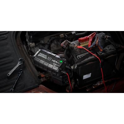 4. Noco GENIUS10EU 10A Battery Charger Prostownik