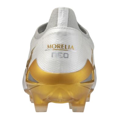 4. Buty Mizuno Morelia Neo IV Beta Elite FG P1GA264250