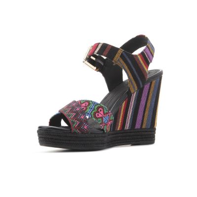 5. Buty na koturnie Geox W D82P6G 000AW C0042