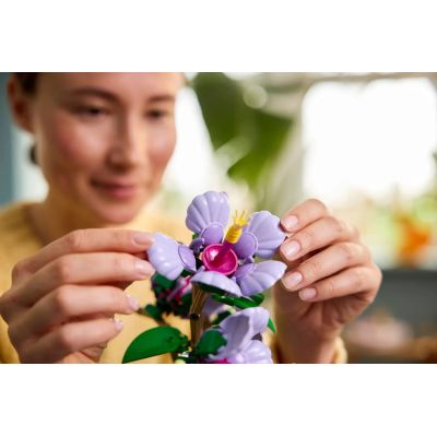 11. LEGO 10372 Botanical Collection - Hibiskus