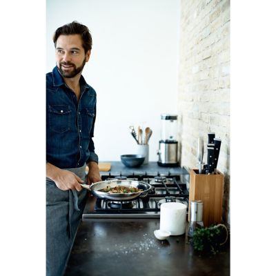 3. Patelnia do 1756286411 WMF 28 cm Profi Resist