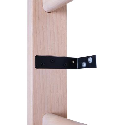 7. DRABINKA Z DREWNIANYM DRĄŻKIEM I AKCESORIAMI BENCHK 111+A204