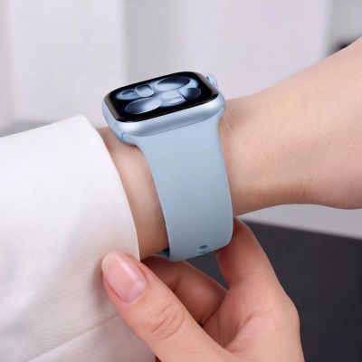 8. Pasek Tech-Protect Silicone na Apple Watch 44 / 45 / 46 / 49 mm - niebieski