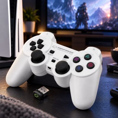 11. Gamepad bezprzewodowy Esperanza GLADIATOR EGG108W (PC, PS3; kolor biały)