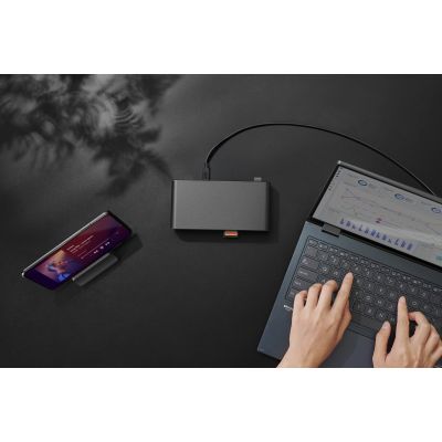 35. Stacja dokująca ASUS Triple Display USB-C Dock Duo DC301