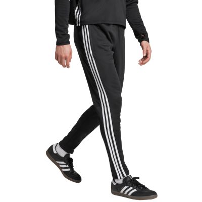 6. Spodnie adidas Tiro 25 Essentials Winterized M JN9470