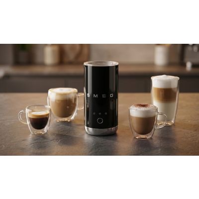 88. Smeg MFF02BLEU spieniacz / podgrzewacz do mleka Automatyczny spieniacz/podgrzewacz do mleka Czarny