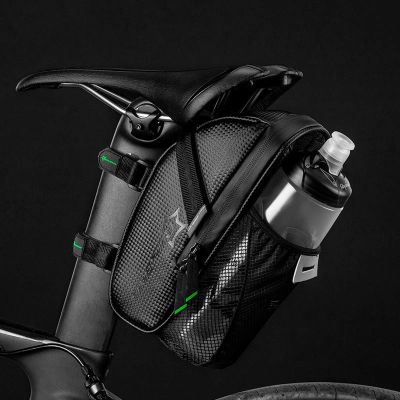 8. Sakwa rowerowa Rockbros C7-1 wodoodporna z montażem pod siodełko 1.5l - czarna